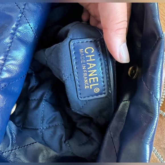 Luxury handbag - Picture 3 of 16